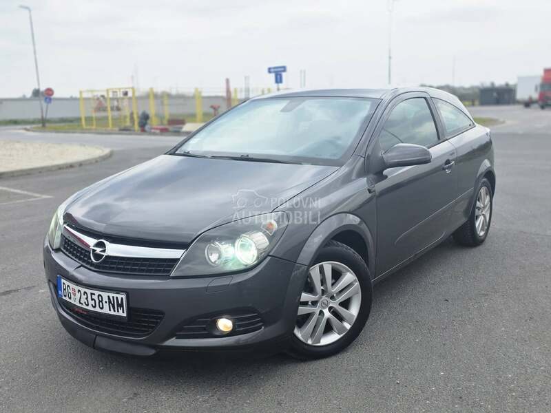 Opel Astra H GTC