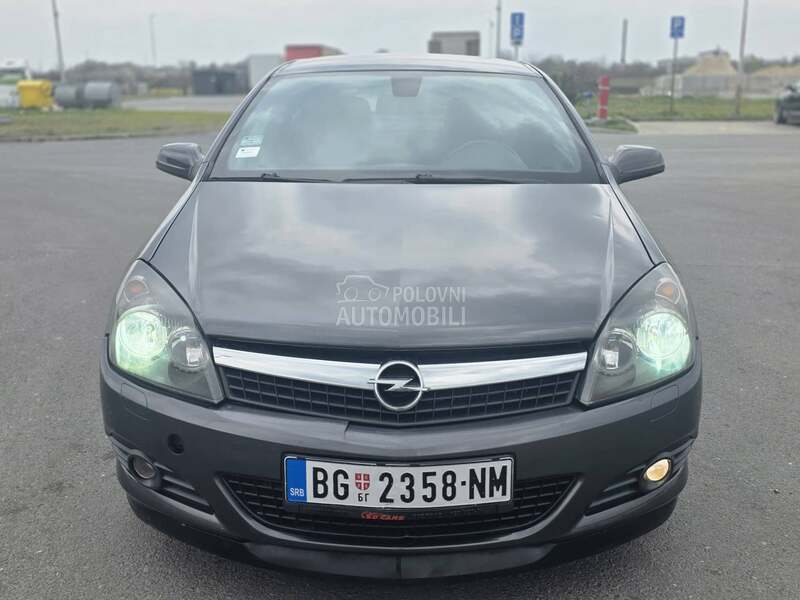 Opel Astra H GTC