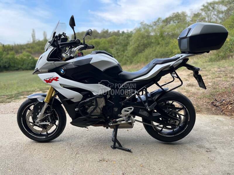 BMW S1000XR
