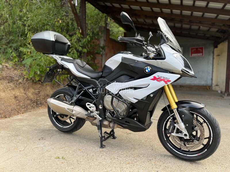 BMW S1000XR