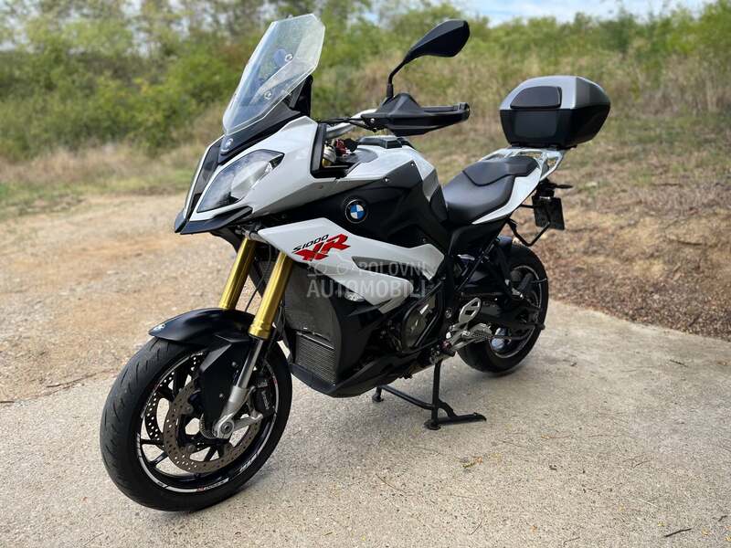 BMW S1000XR