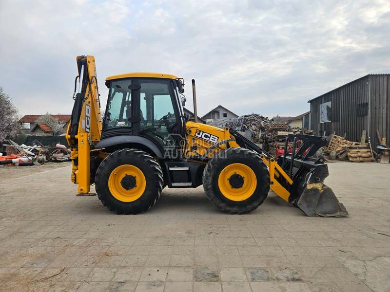 JCB 4CX