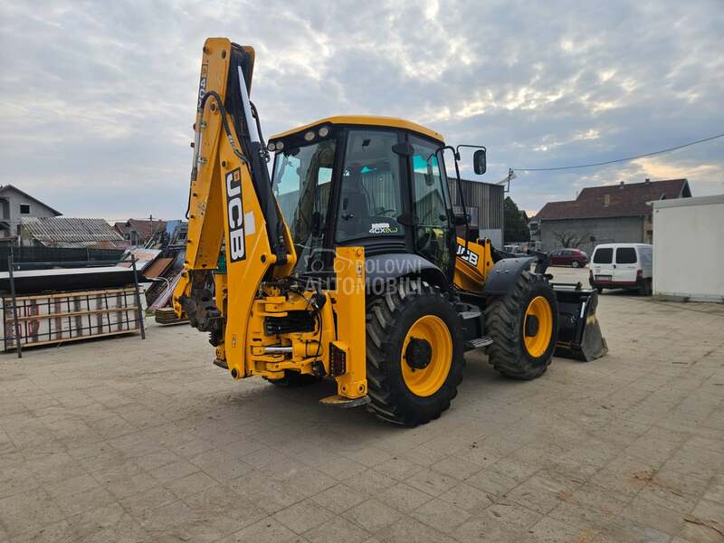 JCB 4CX