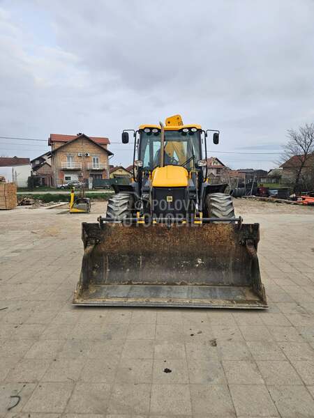 JCB 4CX