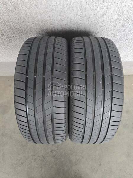 Firestone 235/40 R19 Letnja