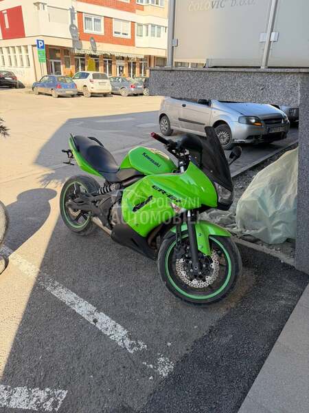 Kawasaki er6f
