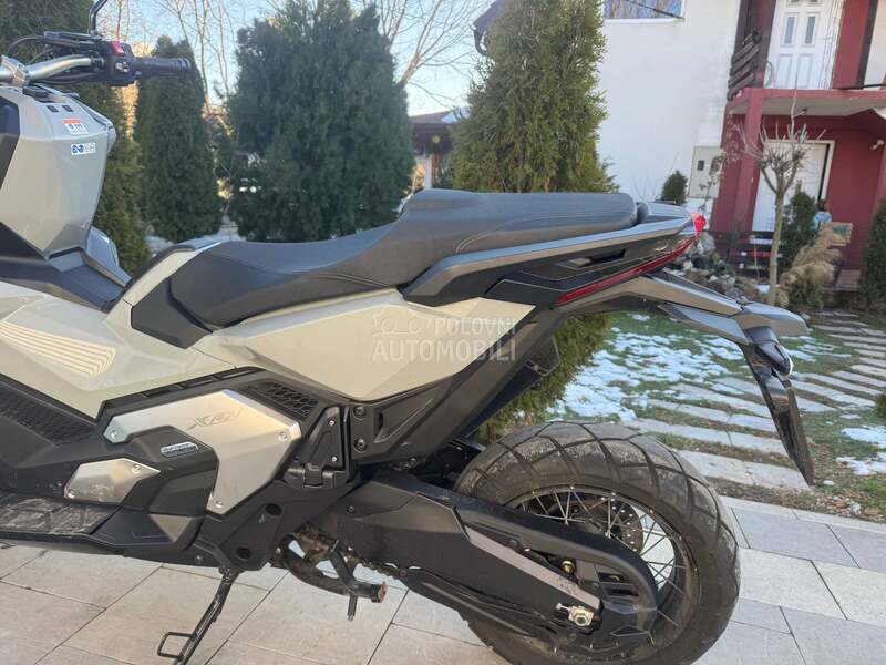 Honda X ADV 750