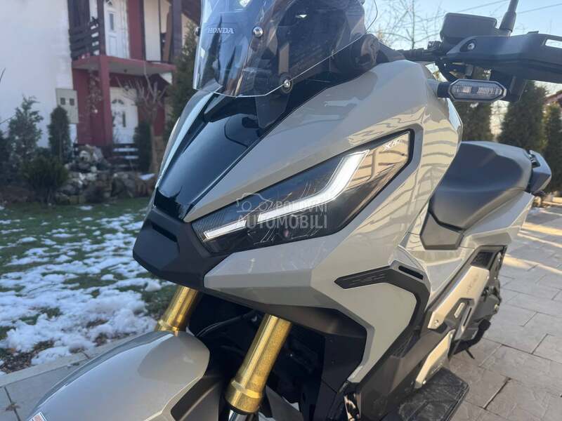 Honda X ADV 750
