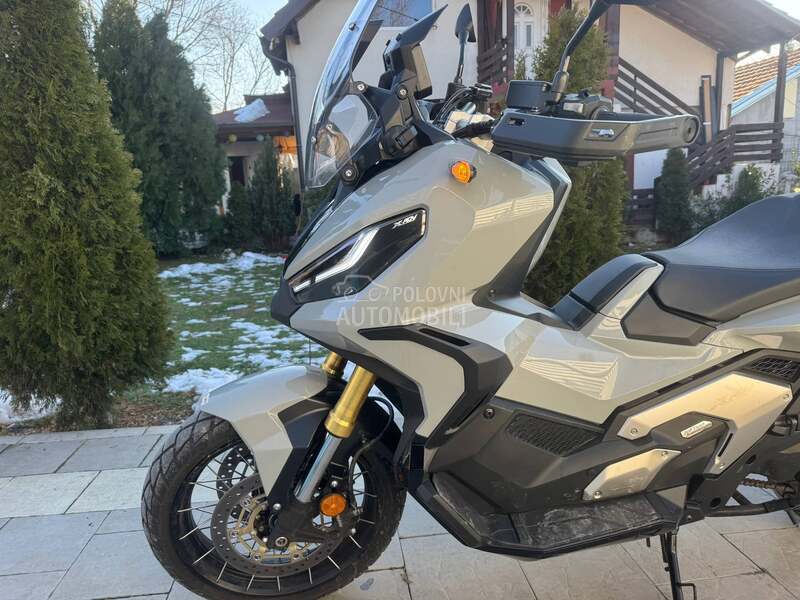 Honda X ADV 750