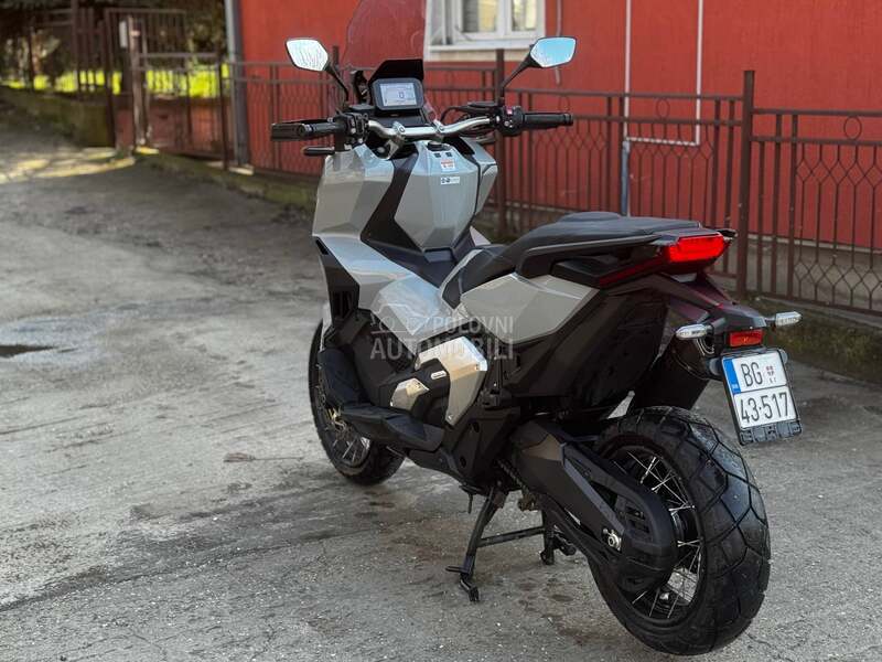 Honda X ADV 750