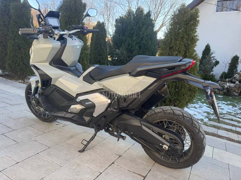 Honda X ADV 750