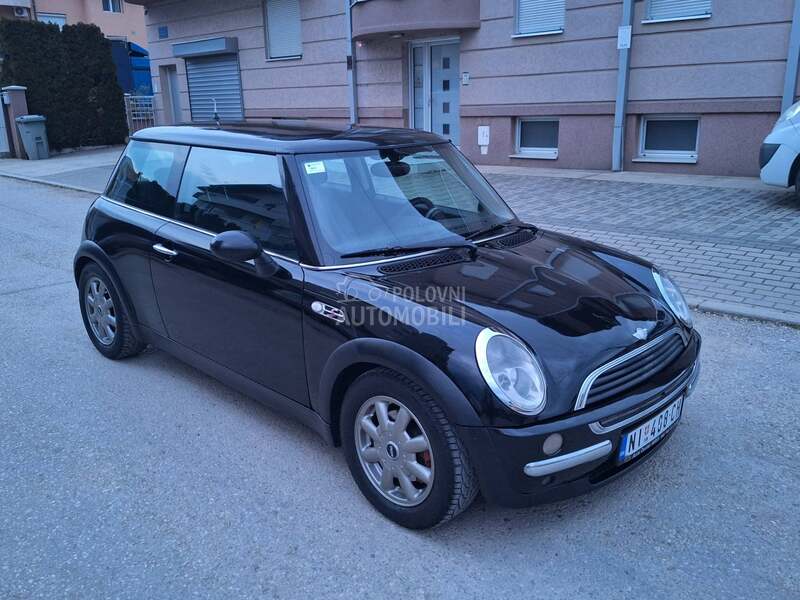 MINI Cooper 