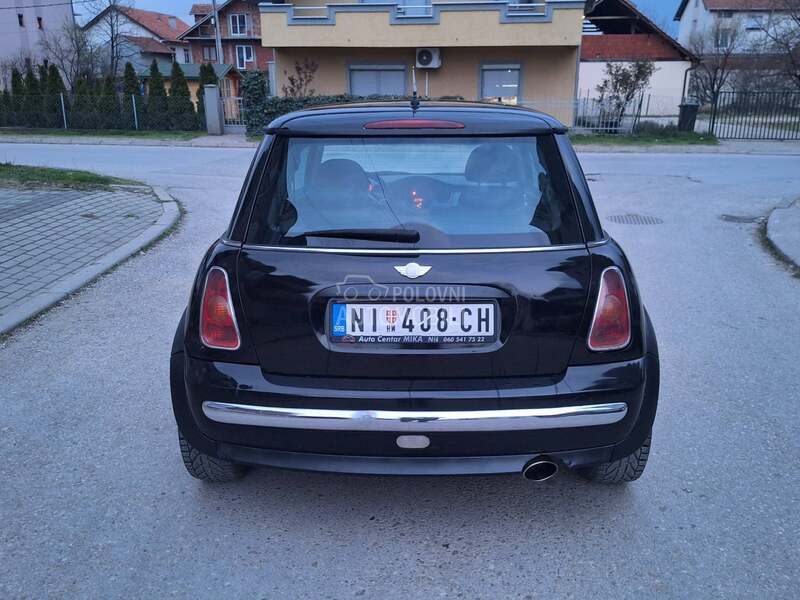 MINI Cooper 