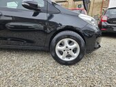 Toyota Yaris 1. V.L.ASNIK TOOP