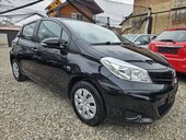 Toyota Yaris 1. V.L.ASNIK TOOP
