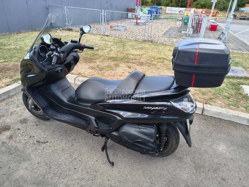 Yamaha Majesty