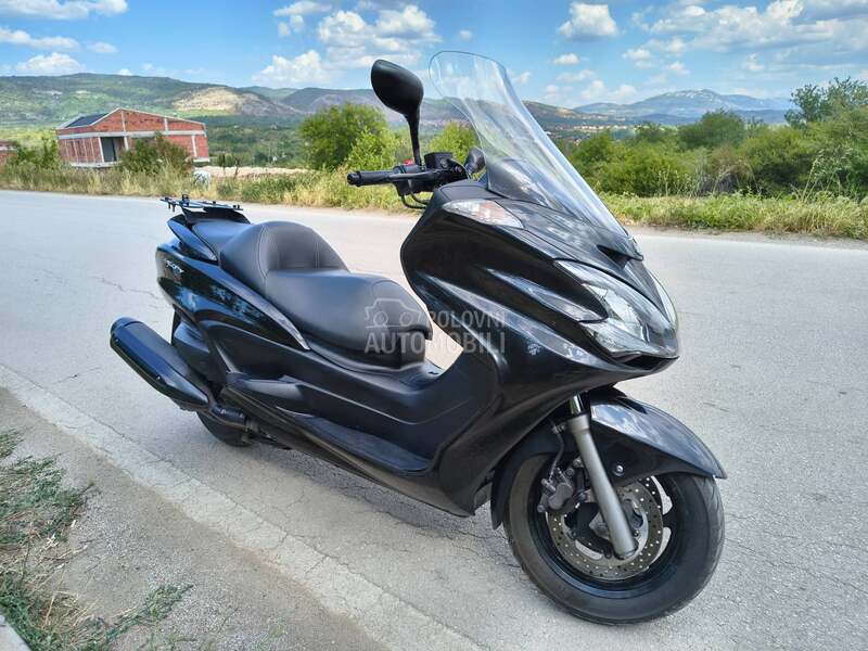 Yamaha Majesty