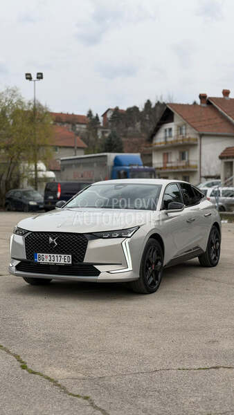 DS 4 E - Tense
