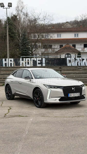 DS 4 E - Tense