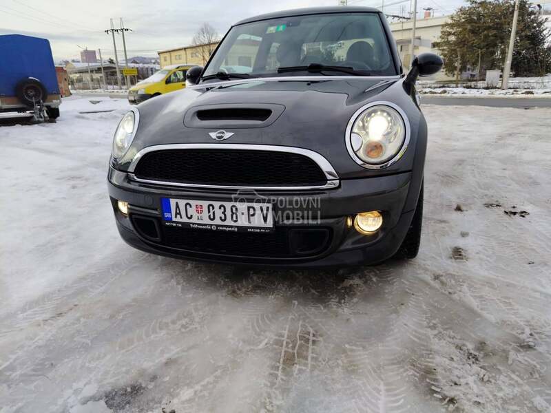 MINI Cooper S 