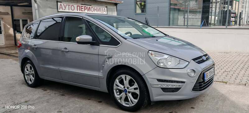 Ford S-Max 