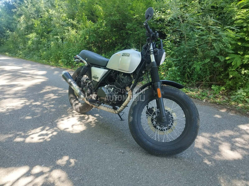 Brixton BX125 Cafe racer