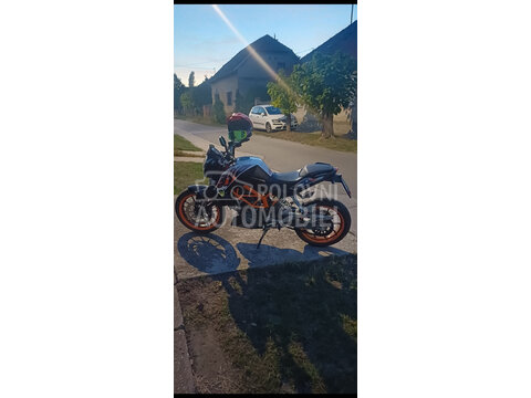 KTM Duke 390 A2