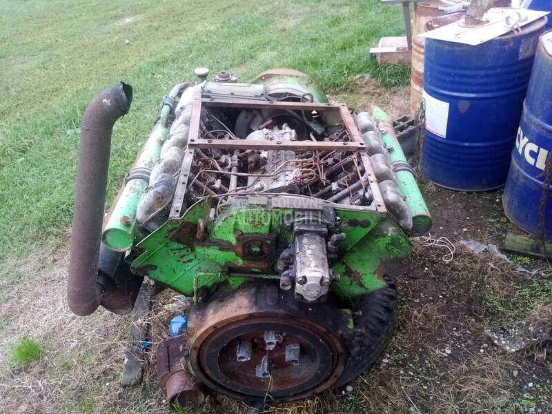 Đuro Đaković motor v8