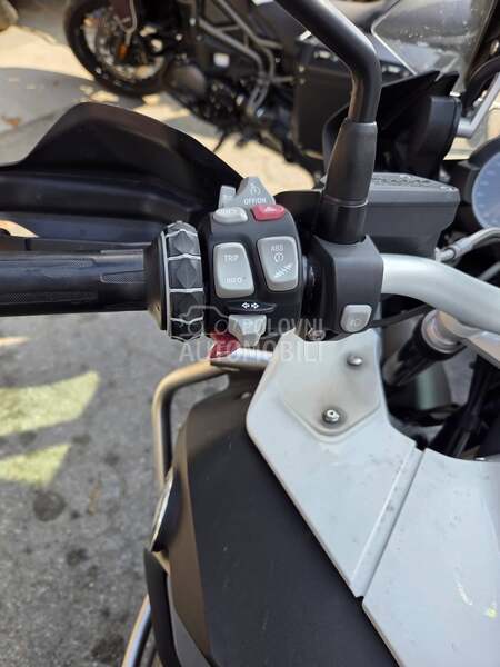 BMW R 1200 GS ADV Akrapovic