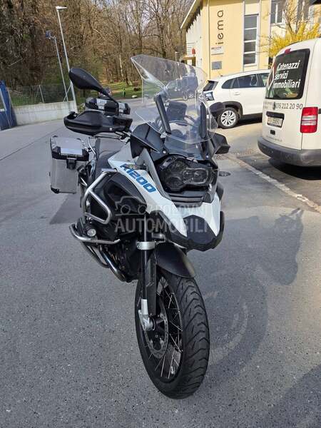 BMW R 1200 GS ADV Akrapovic