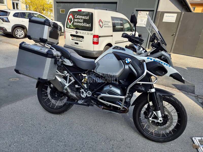 BMW R 1200 GS ADV Akrapovic