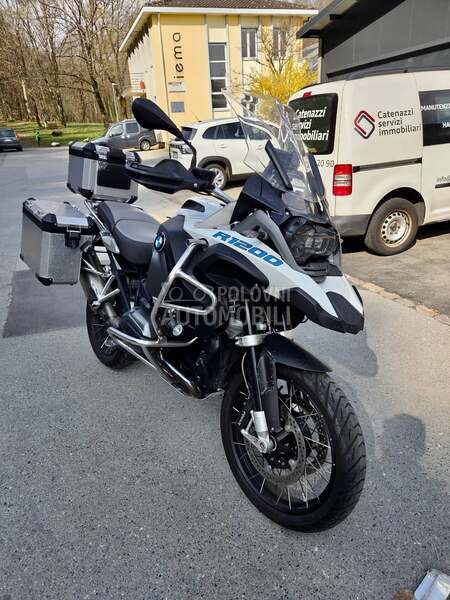 BMW R 1200 GS ADV Akrapovic