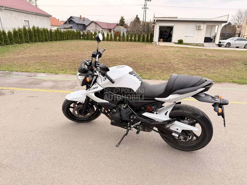 Yamaha xj6
