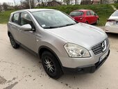 Nissan Qashqai lupkanje u motoru