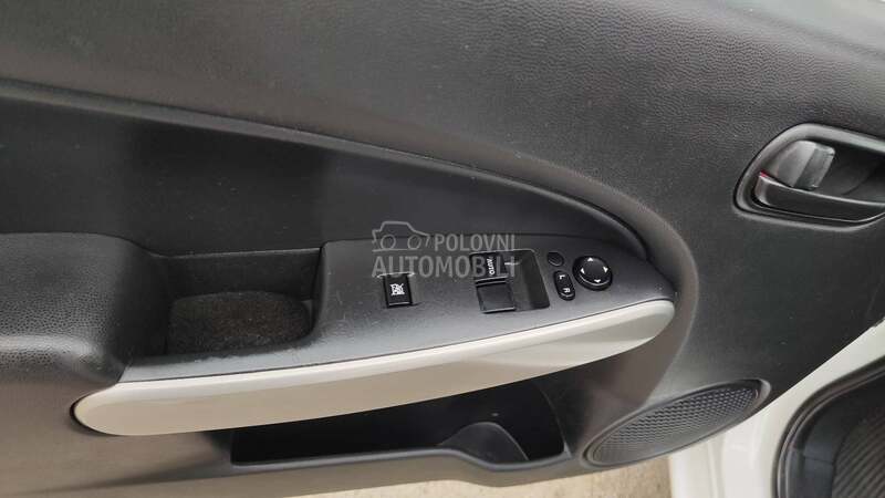 Mazda 2 1,3 kaparisan