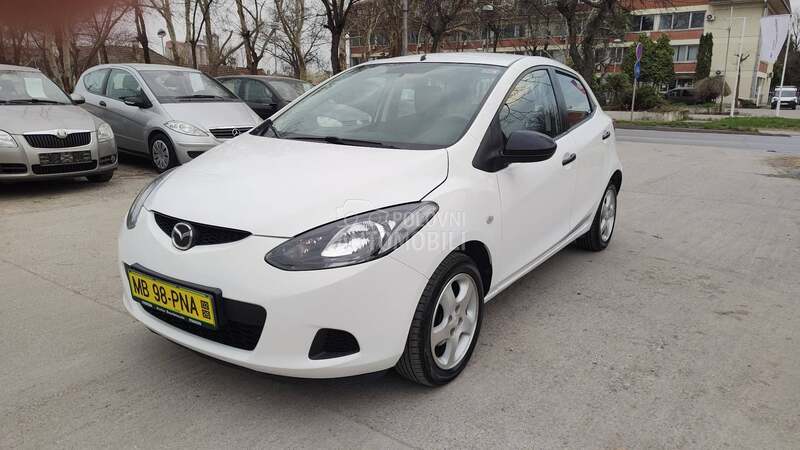 Mazda 2 1,3 kaparisan