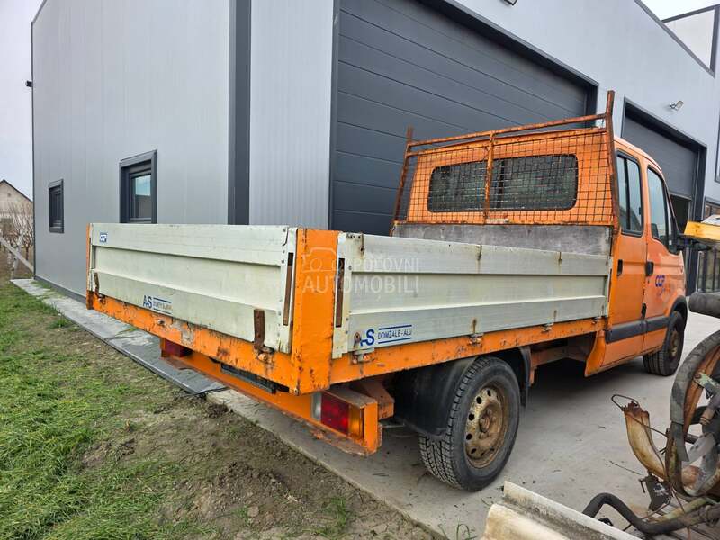 Renault Master 2.5dci putar 2kom