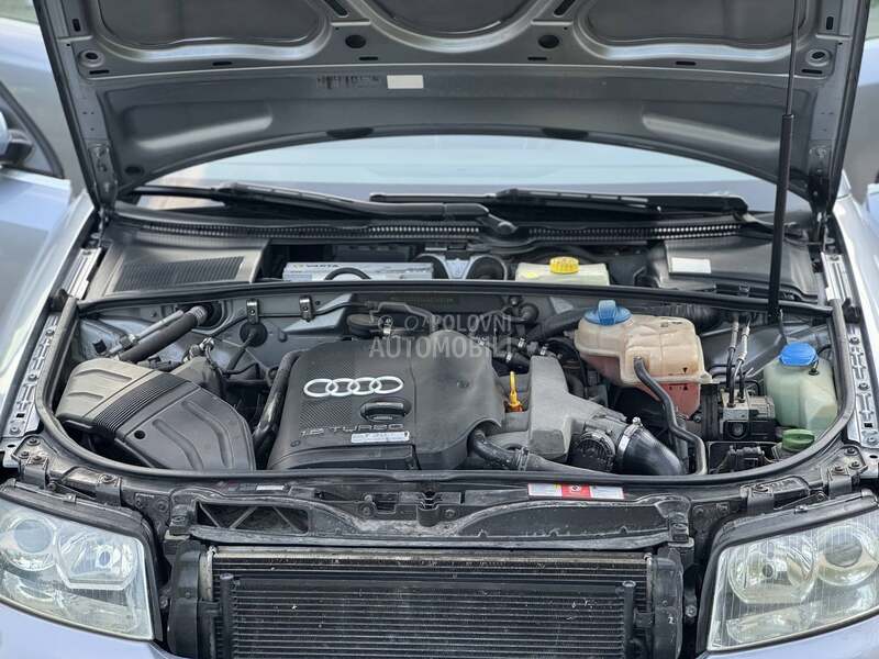 Audi A4 1.8 TURBO S LINE