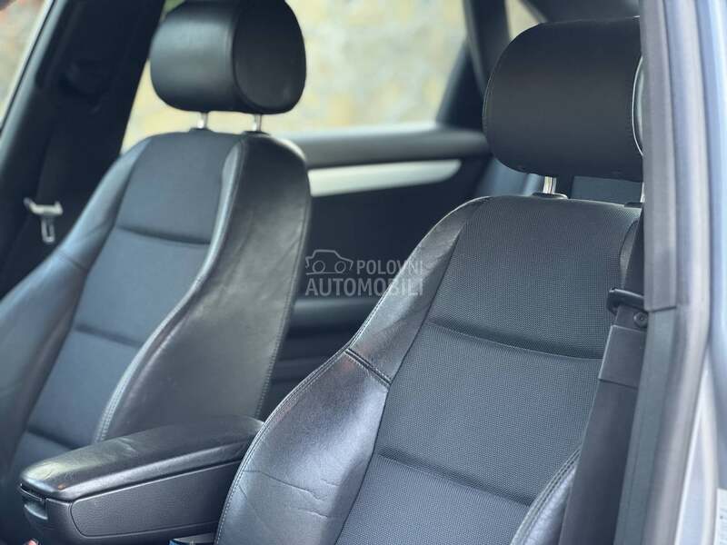 Audi A4 1.8 TURBO S LINE