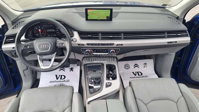 Audi Q7 
