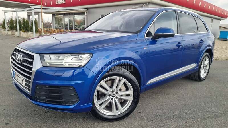 Audi Q7 