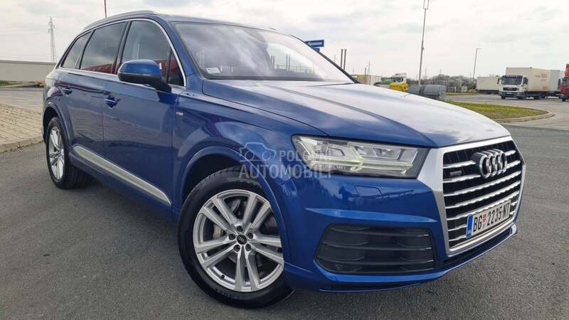 Audi Q7 