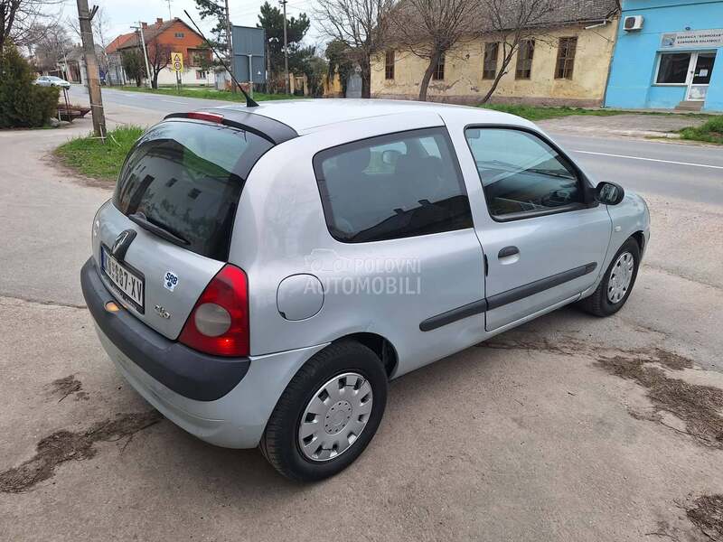 Renault Clio 