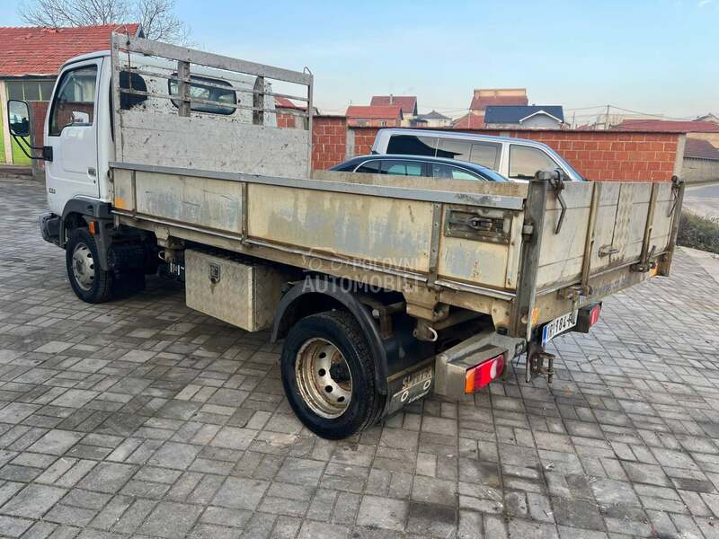 Nissan Cabstar
