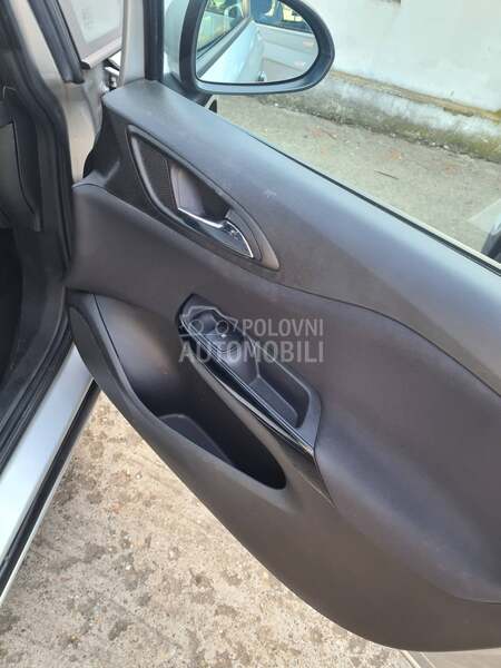 Opel Corsa E 1.3D
