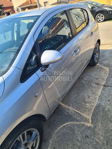 Opel Corsa E 1.3D