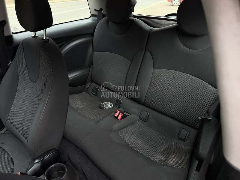 MINI Cooper 1.6D
