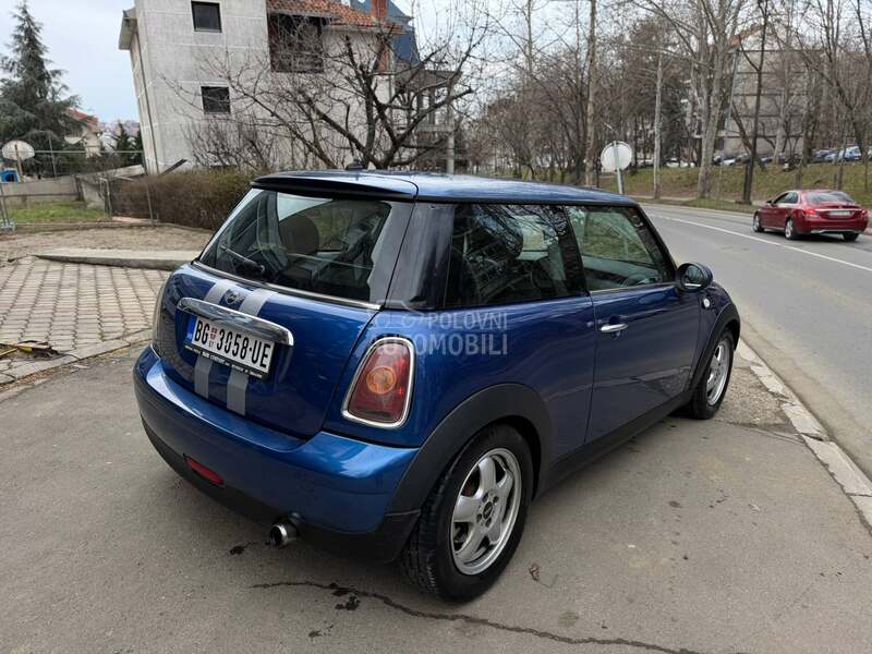 MINI Cooper 1.6D