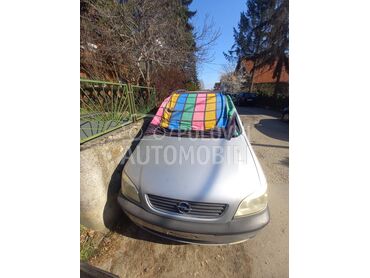 Opel Zafira 1999. god. -  kompletan auto u delovima