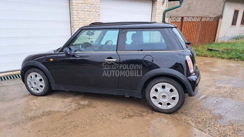 MINI One 
